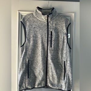 Free Country Black and White Knit Vest